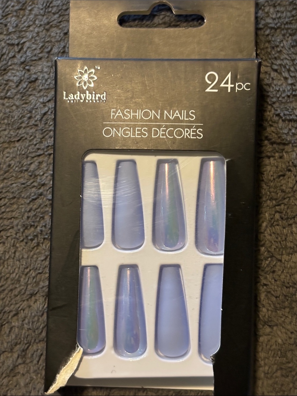 Fashion Press-On Nails in Lavender Pearl - 24pc